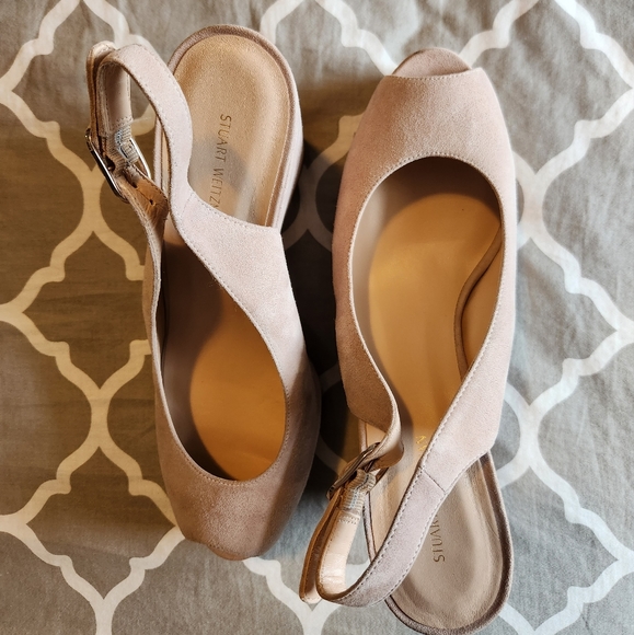*NWOT Stuart Weitzman Rinna Suede Slingback Peeptoe Wedges size 9 - Picture 9 of 10